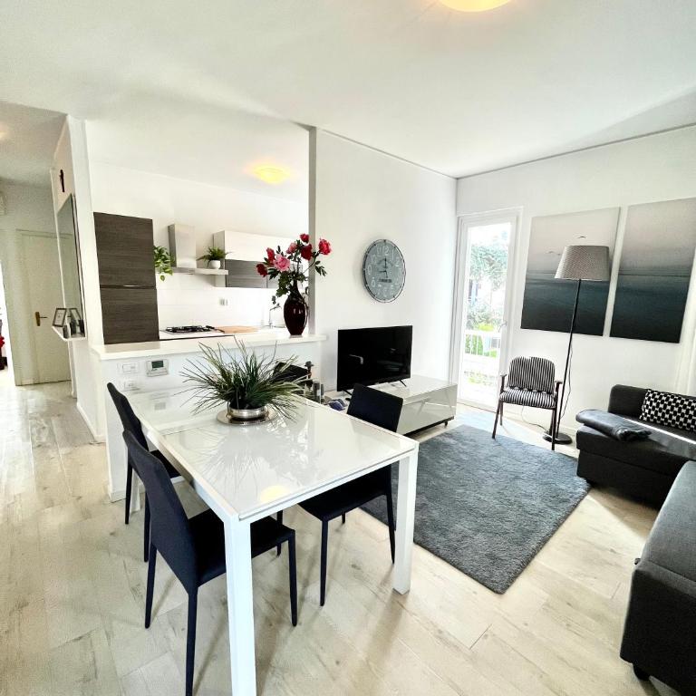 Family Livin' Sirmione Flats - Appartamento con 2 Camere da Letto - 7