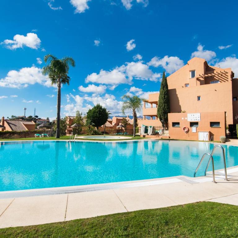 RentAndHomes Marbella Golf Elviria - Apartamento de 2 dormitorios - 10