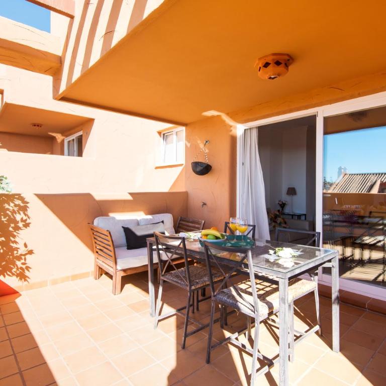 RentAndHomes Marbella Golf Elviria - Apartamento de 2 dormitorios - 22