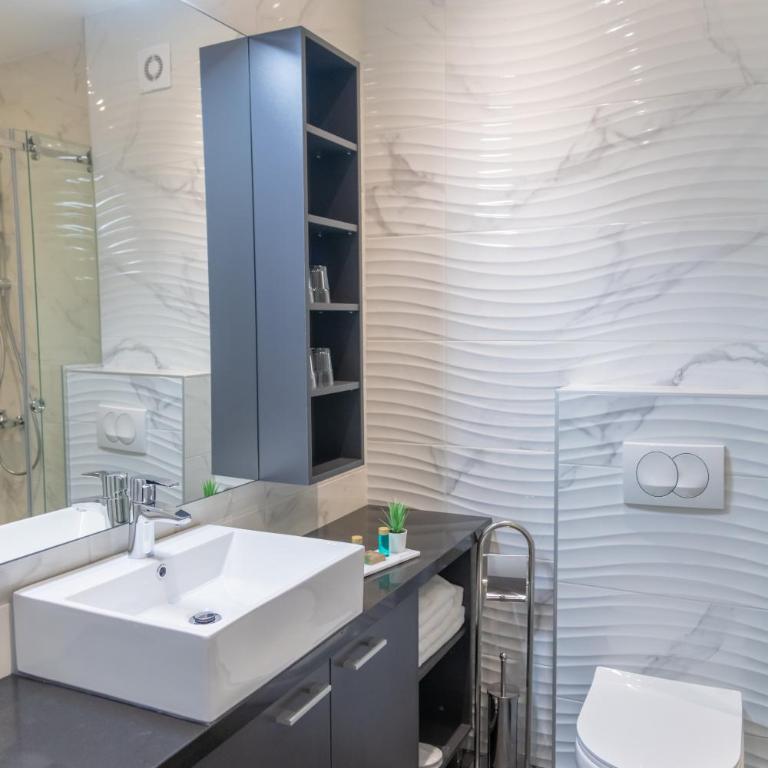 Apart Hotel Maksimum - Deluks Porodični Apartman Tipa "Suite" - 6