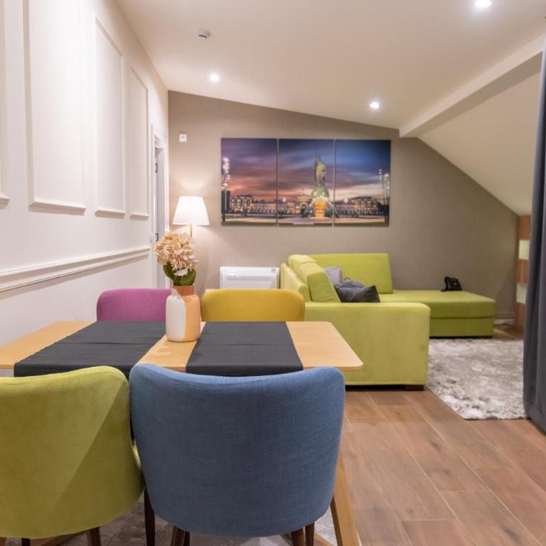 Apart Hotel Maksimum - Deluks Porodični Apartman Tipa "Suite" - 3