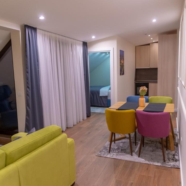 Apart Hotel Maksimum - Deluxe Family Suite - 9