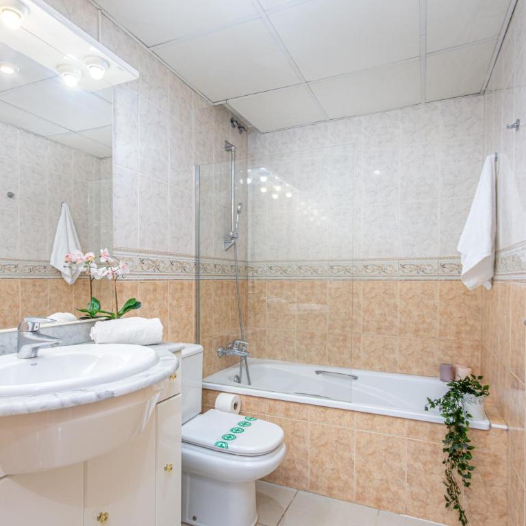 BADIA DE ROSES 1 new apartment - Apartamento de 3 dormitorios - 30