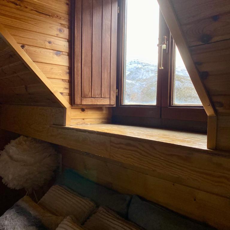 AlquilaEasy Abetos - Preciosa cabaña con vistas a la montaña - Chalet de 3 dormitorios - 24