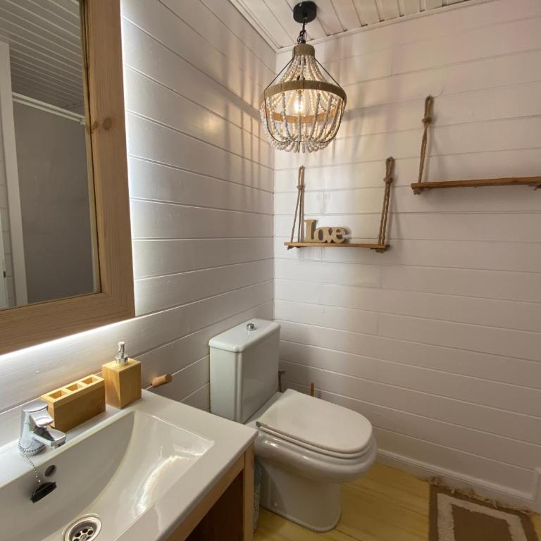 AlquilaEasy Abetos - Preciosa cabaña con vistas a la montaña - Chalet de 3 dormitorios - 38