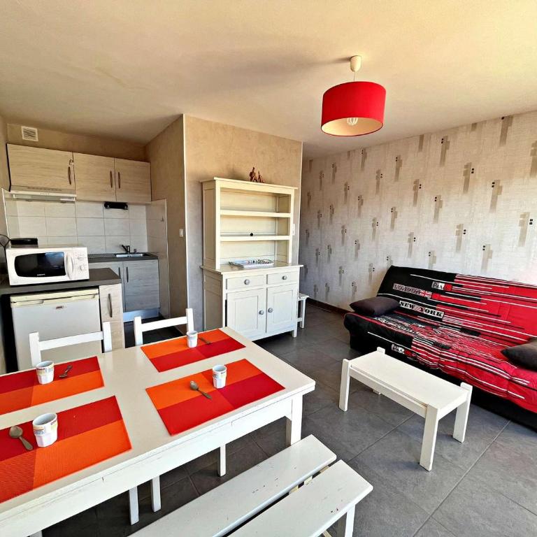 Appartement au centre de Marseillan avec terrasse et parking, proche commodités - FR-1-387-178 - Appartement - 2