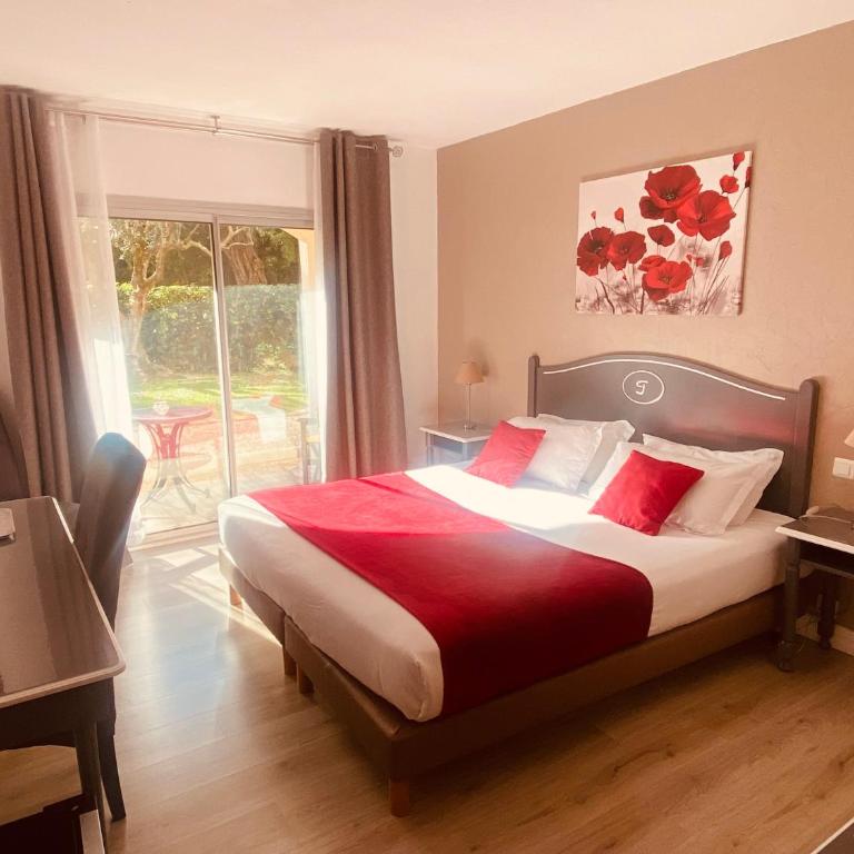 Le Floréal - Chambre Supérieure avec Jardin - Rez-de-Chaussée - 2