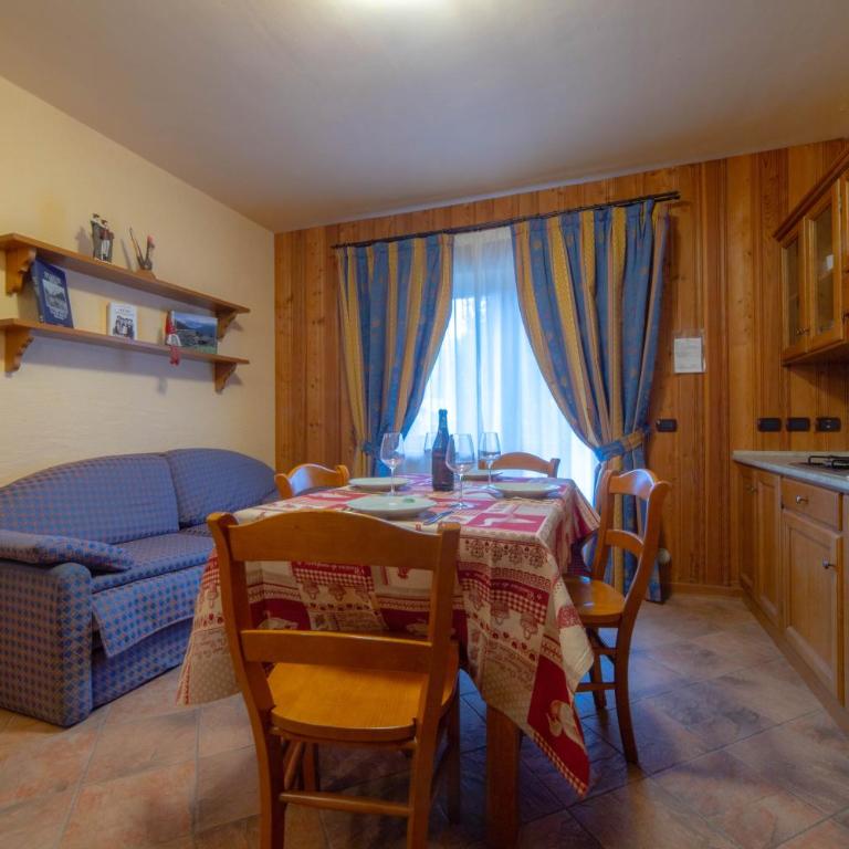 Family Apartments Le Chalet - Appartamento con 2 Camere da Letto e Vista Giardino - 4