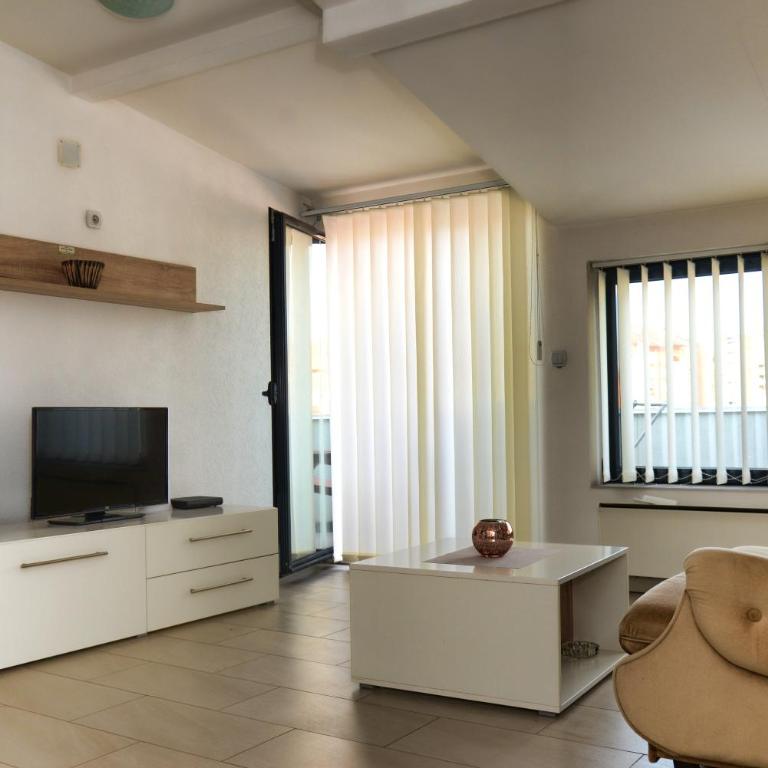 Gold Studio Apartmani - Apartman sa 1 Spavaćom Sobom - 2