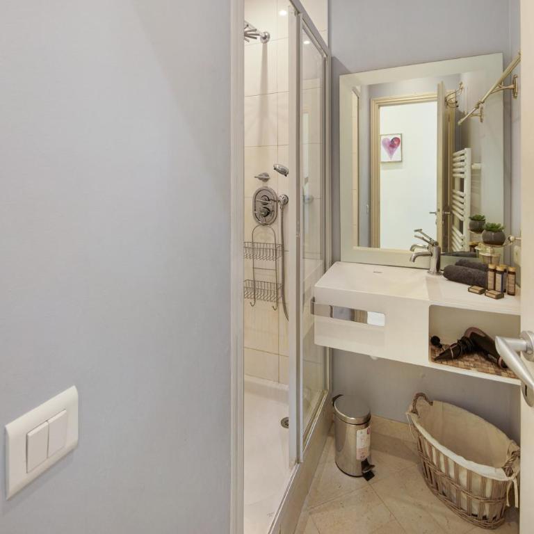 Palais Miramar - Suite & E37 - 20M Plage - Croisette Emplacement Unique - WIFI - Clim - Apartamento de 1 dormitorio - 15