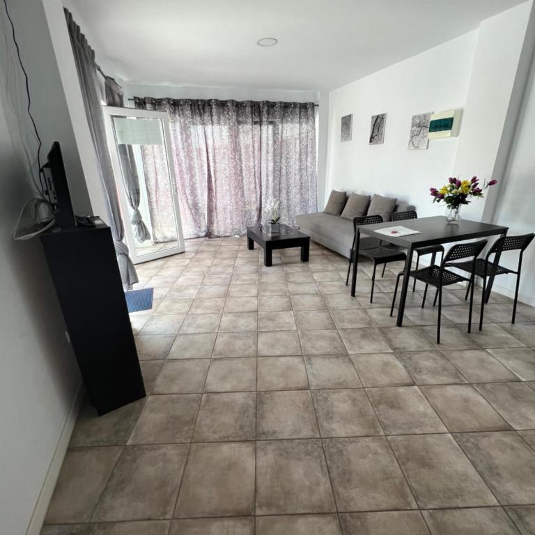 San Agustin apartments , close to the BEACH, with pool! - One-Bedroom Apartment - 18