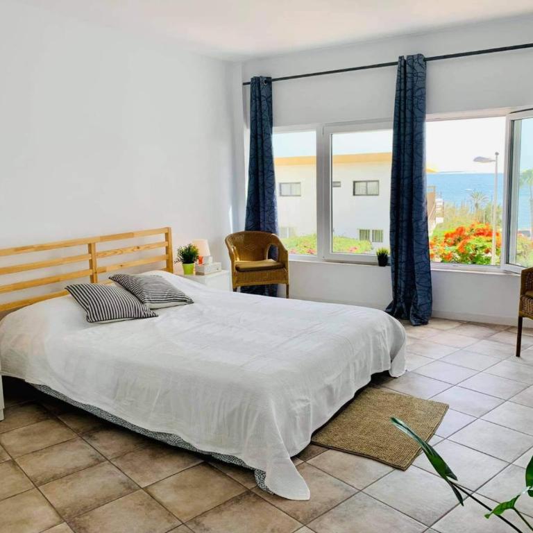 San Agustin apartments , close to the BEACH, with pool! - One-Bedroom Apartment - 19