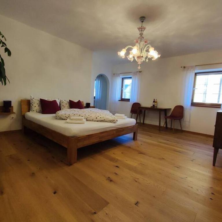 Gemütliches Studio mit Garagenparkplatz - Appartamento con 1 Camera da Letto - 2