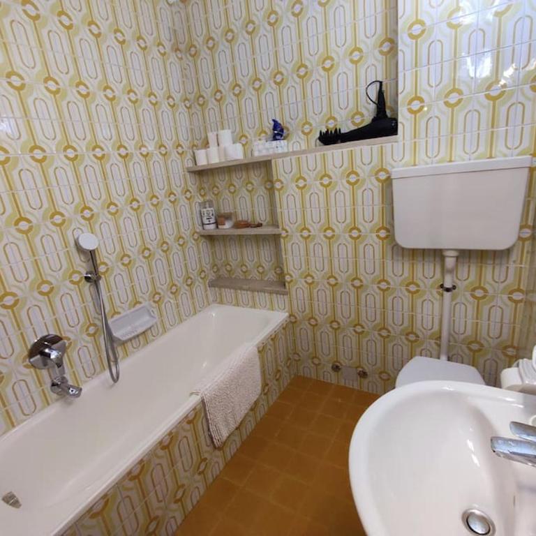Gemütliches Studio mit Garagenparkplatz - Appartamento con 1 Camera da Letto - 5