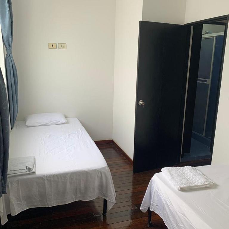 Apartamento Amoblado con Ventilador - Apartamento de 2 dormitorios - 23