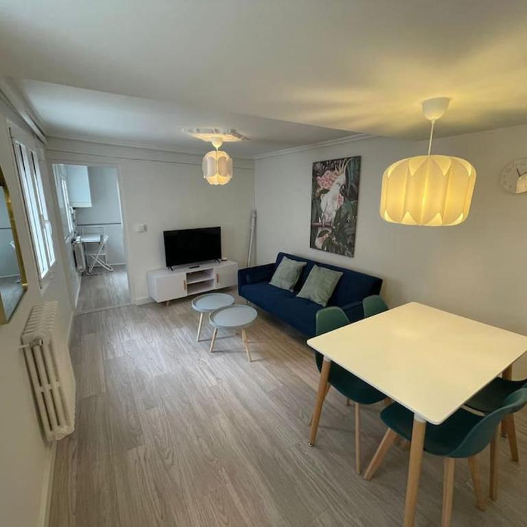 Vivienda acogedora y moderna en pleno centro de Burgos - Apartamento de 3 dormitorios - 1