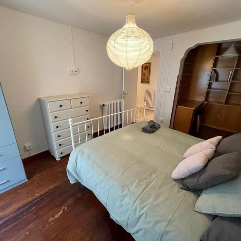 Vivienda acogedora y moderna en pleno centro de Burgos - Apartamento de 3 dormitorios - 12