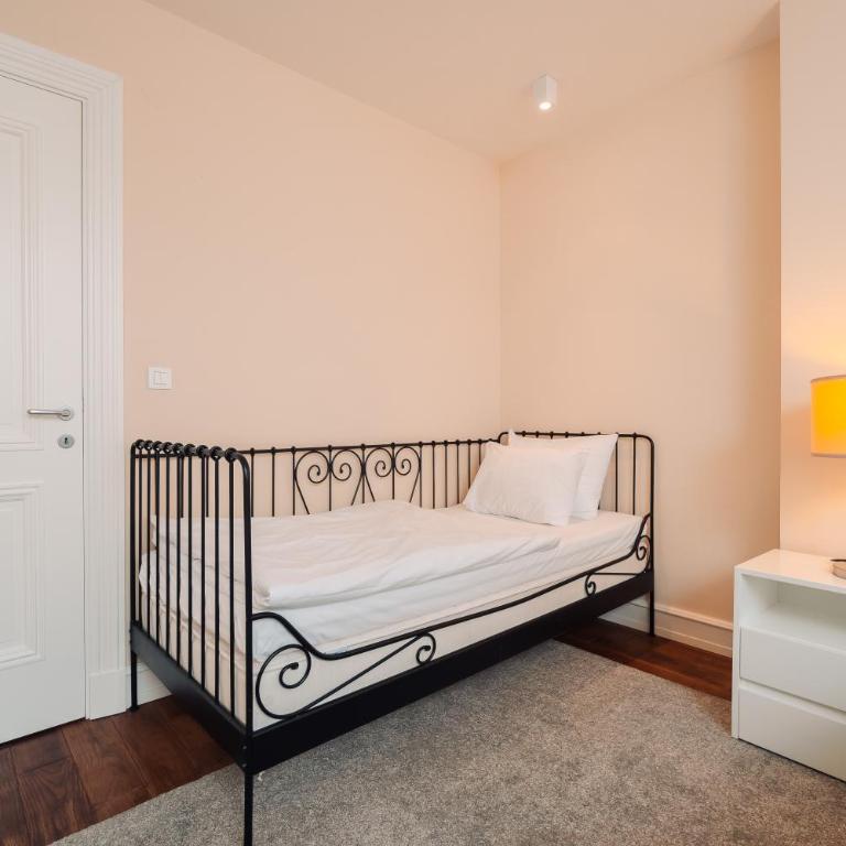 Super G - VUCCKO - Three-Bedroom Apartment - 47