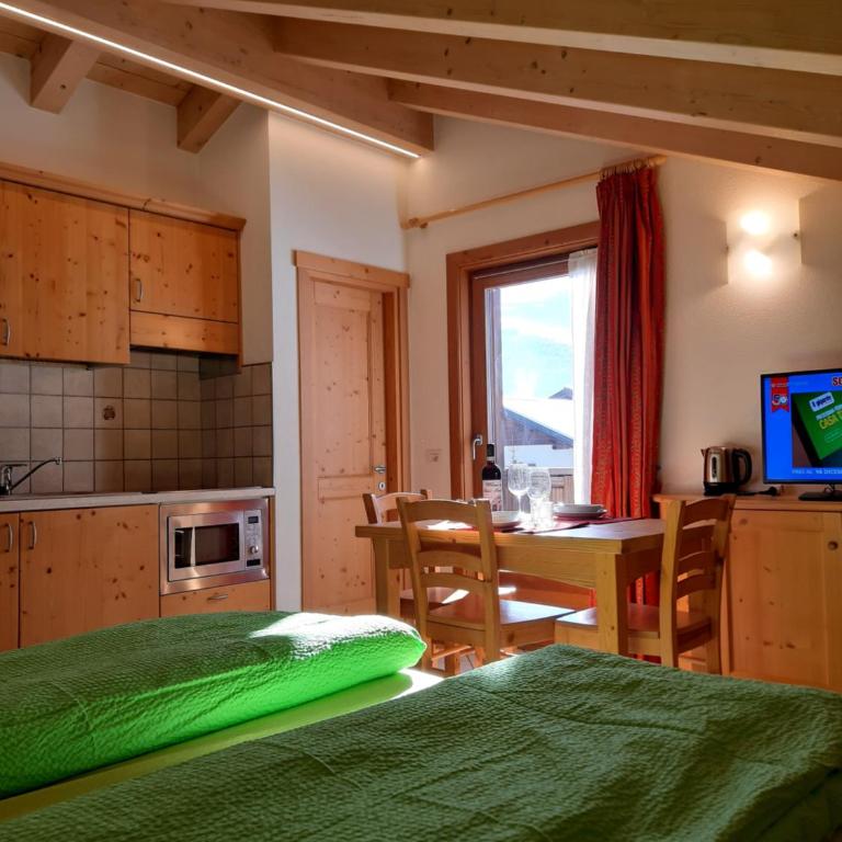 Chalet Beatrice - Monolocale con Vista Montagna - 2