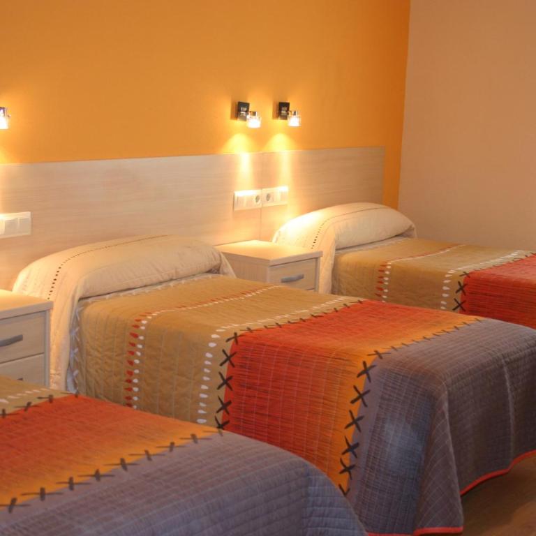 Hostal Hispanico I - Habitación cuádruple - 2