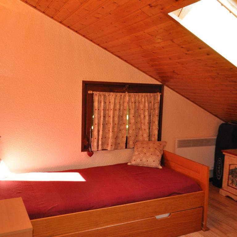 Charmant appartement proche centre et télécabine avec parking - FR-1-693-38 - Appartement - 5
