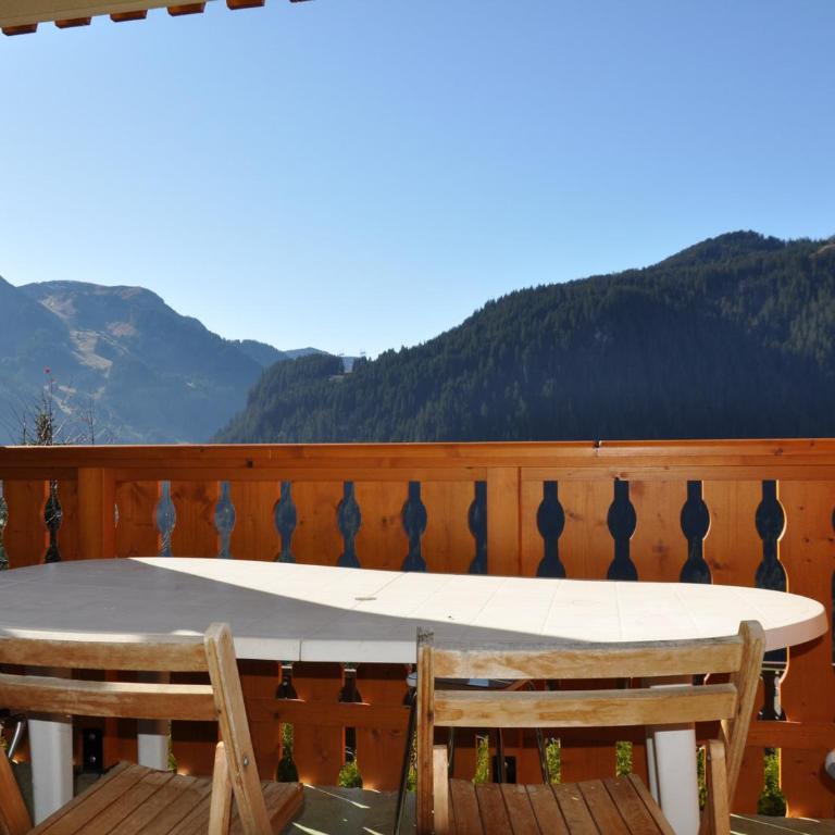 Charmant appartement à Petit-Châtel avec animaux admis - FR-1-693-15 - Apartment - 4