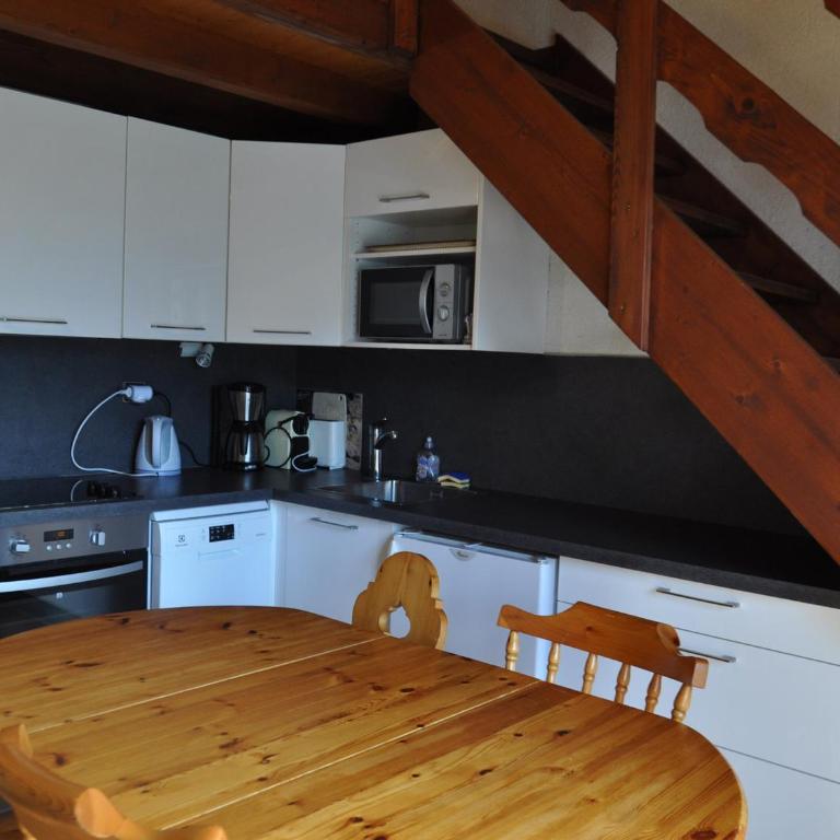 Appartement confortable à Châtel, proche des télésièges, avec Wi-Fi - FR-1-693-49 - Appartement - 1