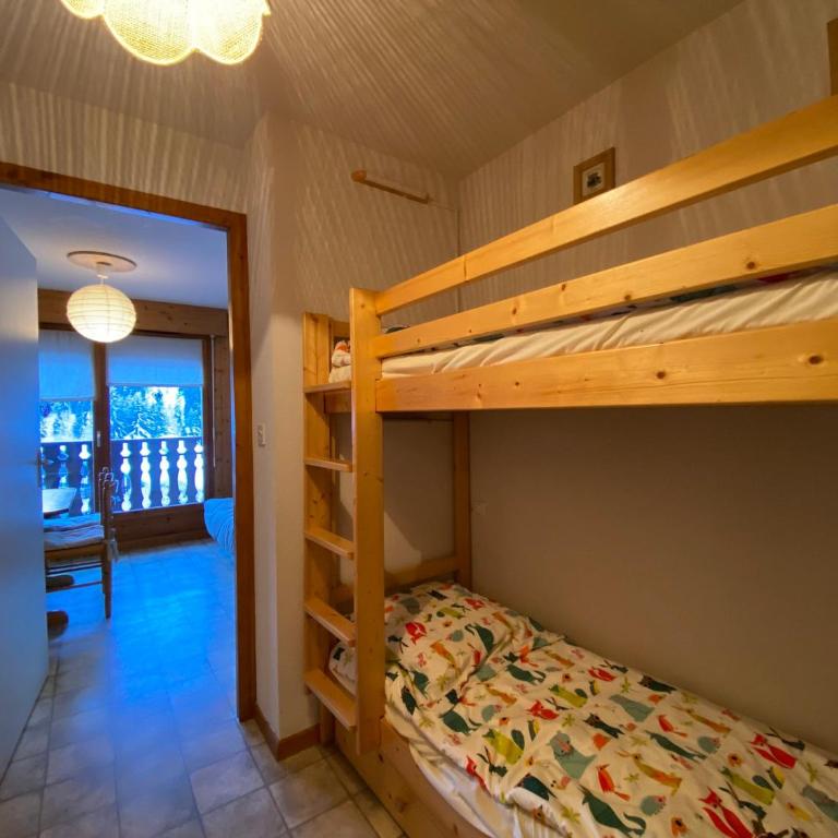 Studio tranquille avec balcon et parking proche centre Châtel - FR-1-693-59 - Studio - 5