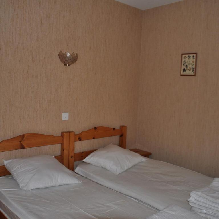 Charmant 2 pièces avec balcon et parking, proche centre et remontées mécaniques ! - FR-1-693-65 - Appartement - 7