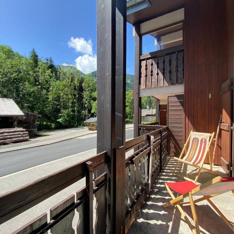 Chalet proche des pistes, avec wifi et parking - FR-1-693-70 - Appartement - 8