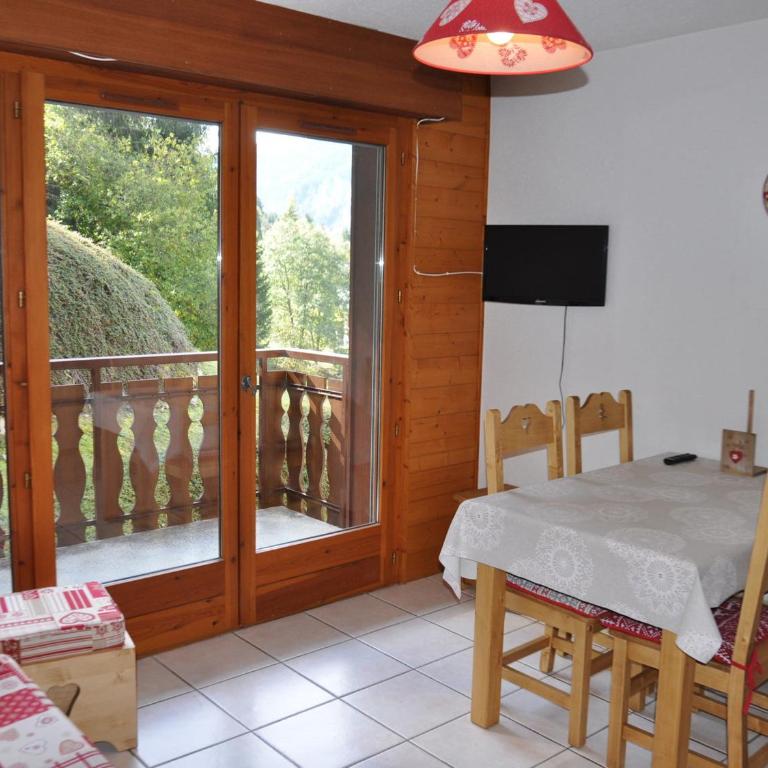 Appartement cosy avec belle vue sur les pistes, proche des remontées à Châtel, animaux acceptés - FR-1-693-77 - Appartement - 3