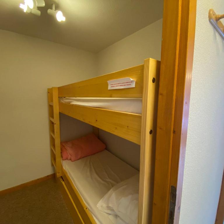 Studio paisible proche centre, balcon et parking - FR-1-693-78 - Studio - 7