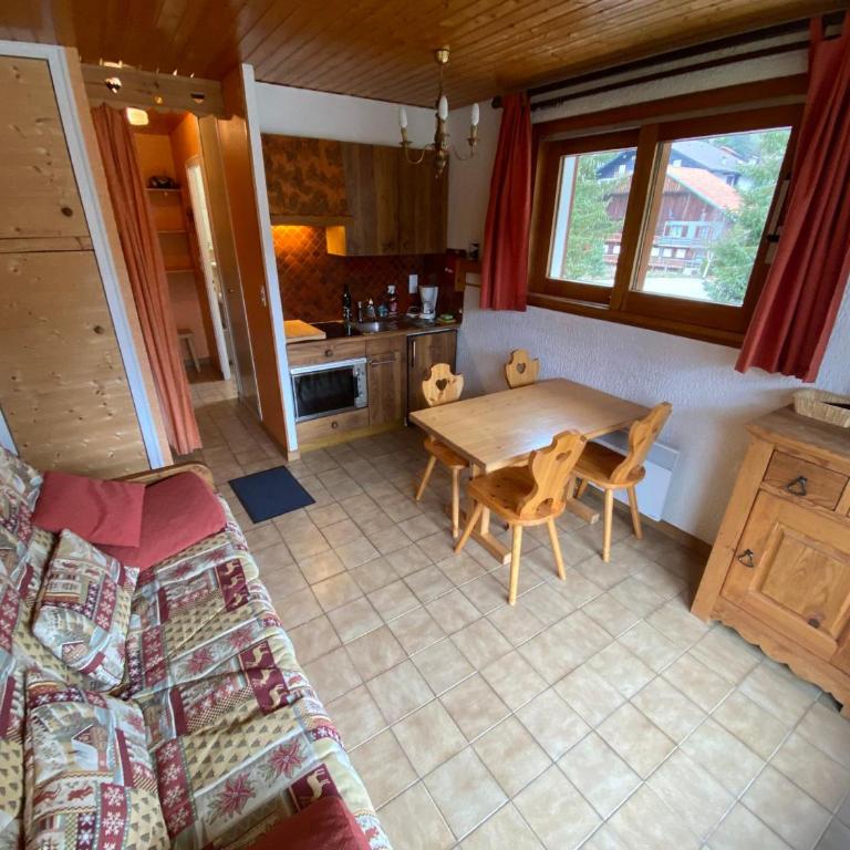 Studio 18m² proche pistes, balcon, parking - Studio - 2