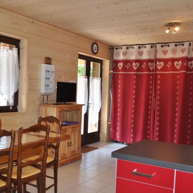 Charmant appartement avec terrasse, parking couvert et WIFI - Apartment mit 2 Schlafzimmern - 5