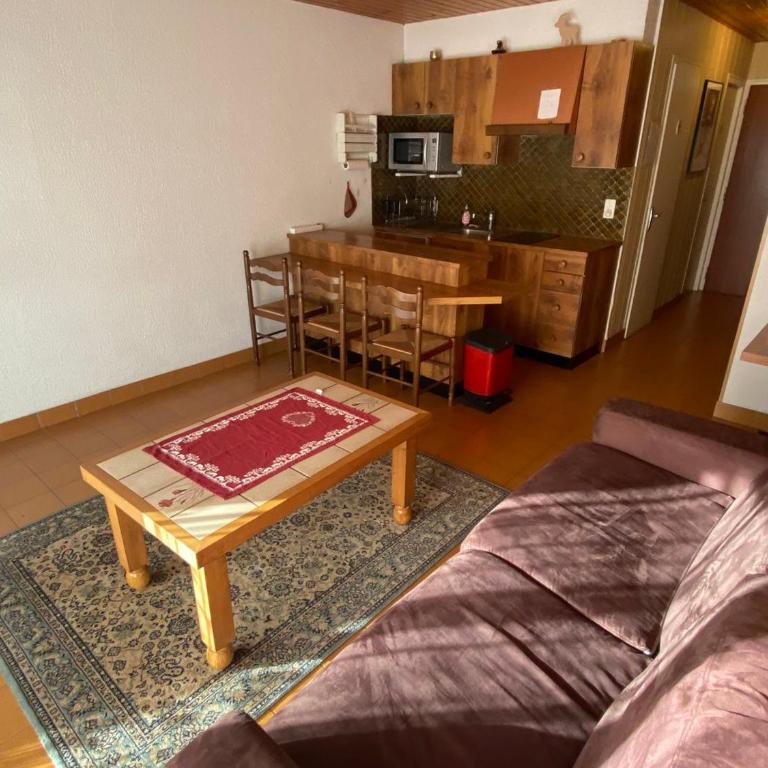 Studio cosy au pied des pistes avec balcon et parking - Studio - 2