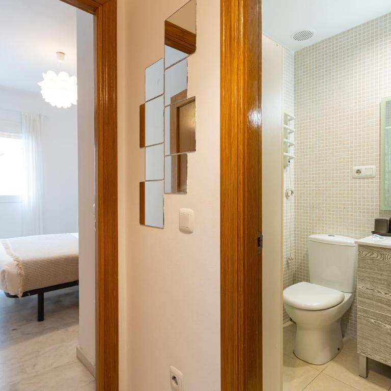 Holidays2Malaga Carrera Capuchinos Aircon Downtown & Parking Optional - Apartamento de 1 dormitorio - 13