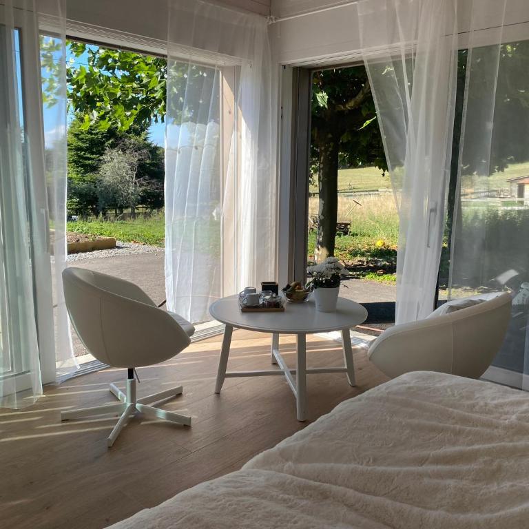 Le Hameau du Montchervet - Doppelzimmer mit Terrasse - 4