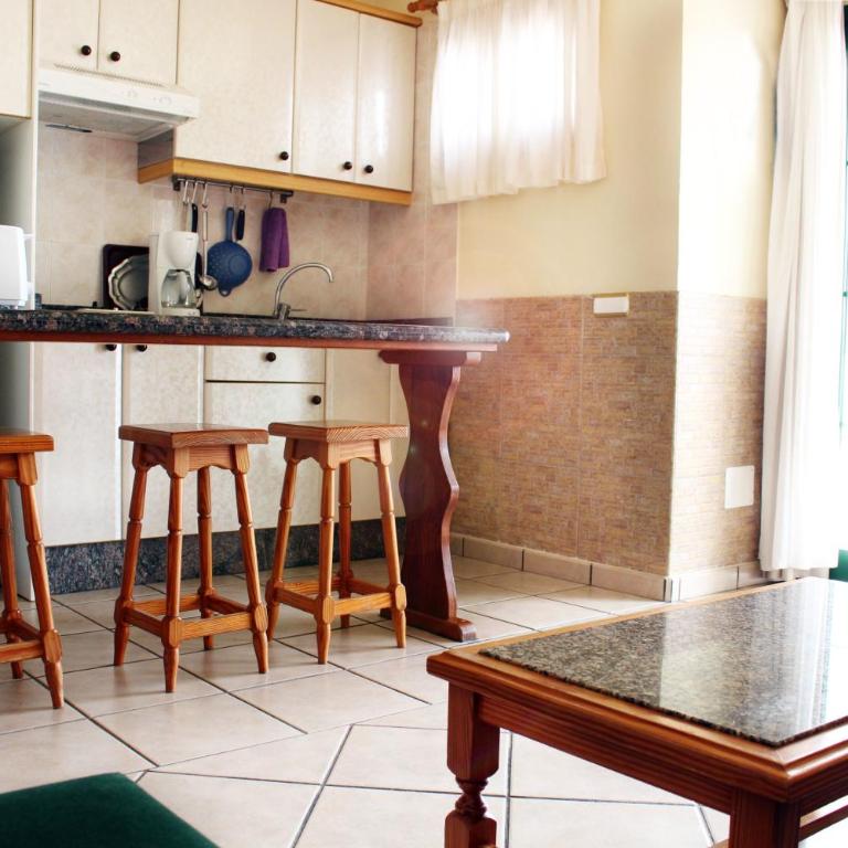 Apartamentos Acuario Sol - One-Bedroom Apartment with Pool View or Partial Pool View - 8