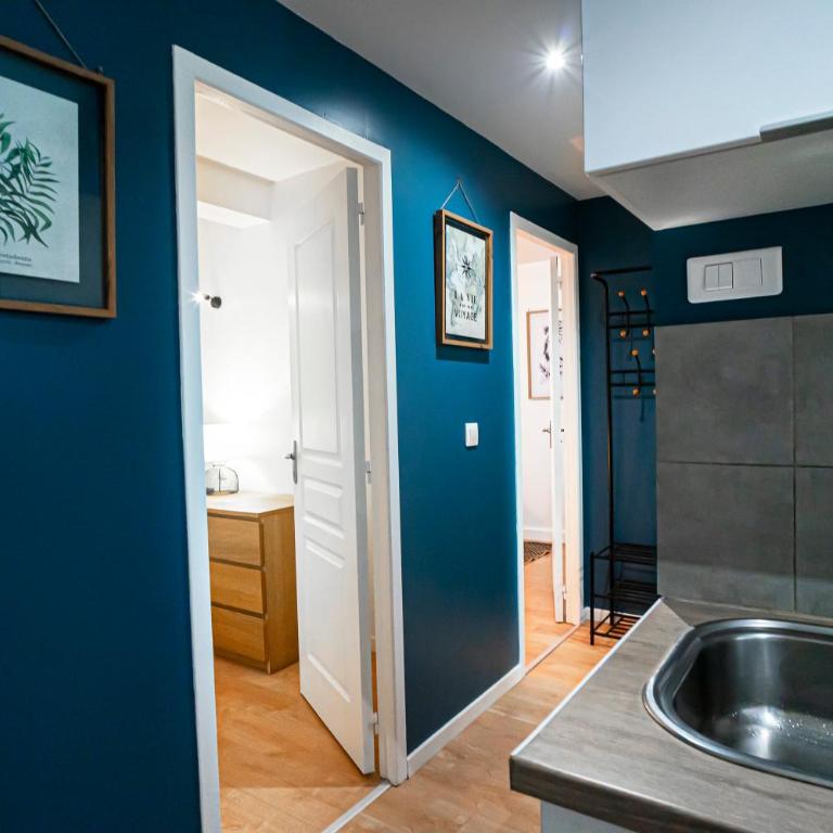 ONLOC - Proche Halles Appart - 2 chbres - Parking - Appartement 2 Chambres - 15