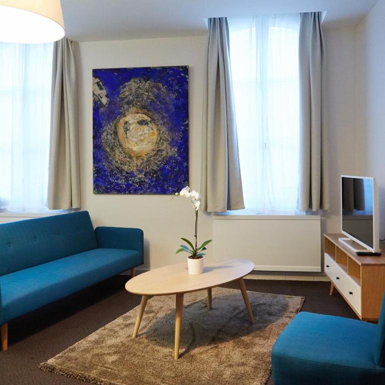 La Résidence Arles Centre - Appartement de Luxe au 2ème Étage - Côté Rue - 3