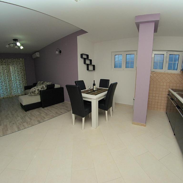 Apartments Ćosović - Deluxe Two-Bedroom Apartment - 1