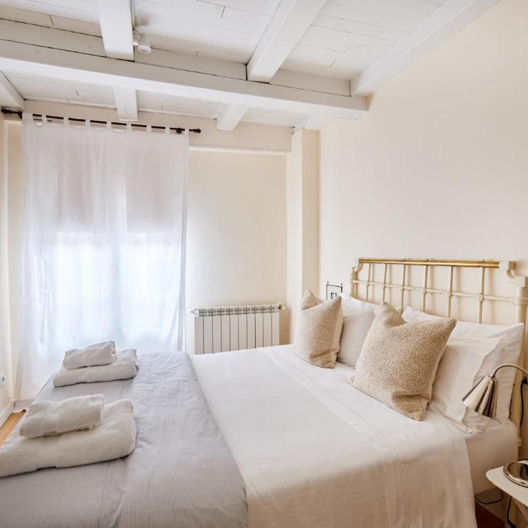 Centro historico en Estafeta, Atico con encanto con vistas a los Encierros de San Fermin - Penthouse Apartment - 10