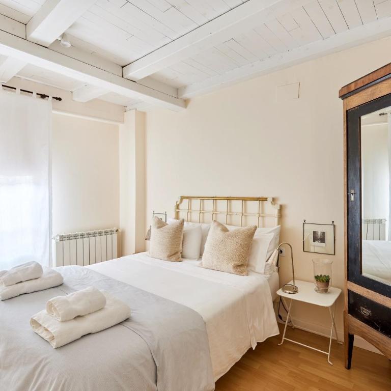 Centro historico en Estafeta, Atico con encanto con vistas a los Encierros de San Fermin - Penthouse Apartment - 12
