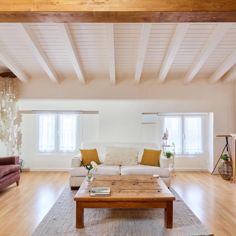 Centro historico en Estafeta, Atico con encanto con vistas a los Encierros de San Fermin - Penthouse Apartment - 1