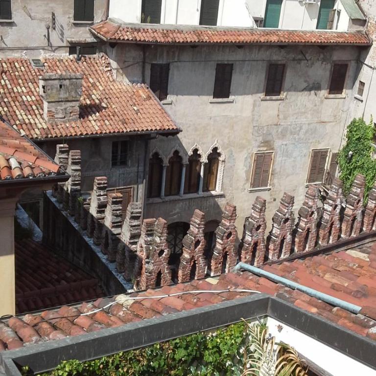 Residenza Bra Verona - Superior Double Room with City View - 1