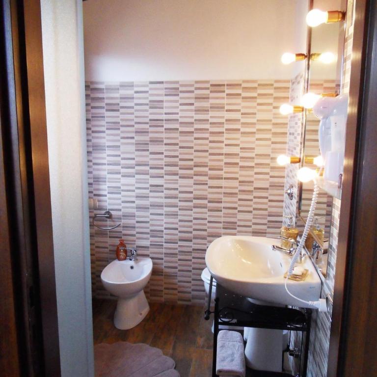 Residenza Bra Verona - Superior Double Room with City View - 2