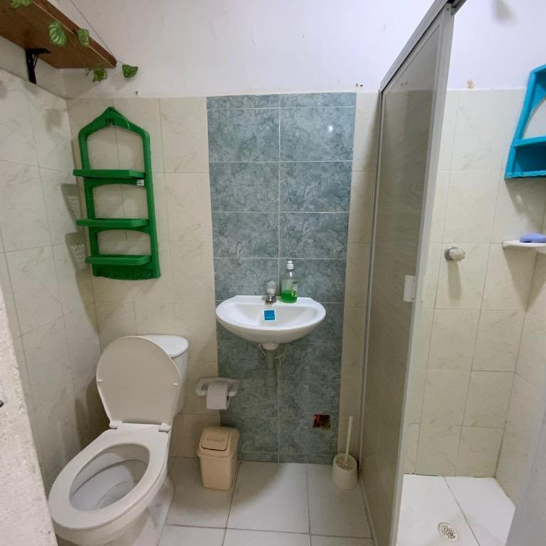 CASA UNIVERSITARIA EL TREBOL - Standard Double Room with Shared Bathroom - 2
