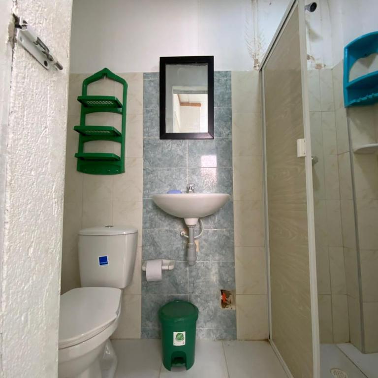 CASA UNIVERSITARIA EL TREBOL - Standard Double Room with Shared Bathroom - 2