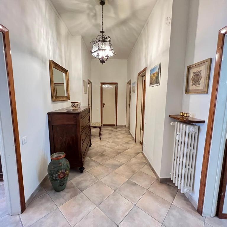La finestra sul giardino - Appartamento con 2 Camere da Letto - 9