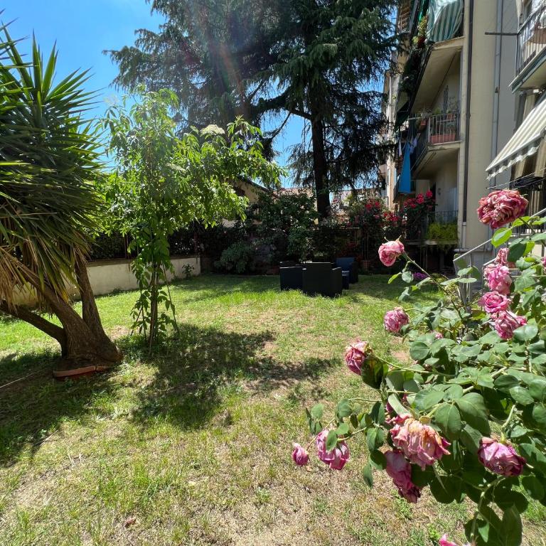 La finestra sul giardino - Appartamento con 2 Camere da Letto - 26